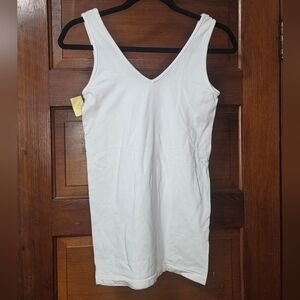 NWT M. Rena OS White Knit Sleeveless Top